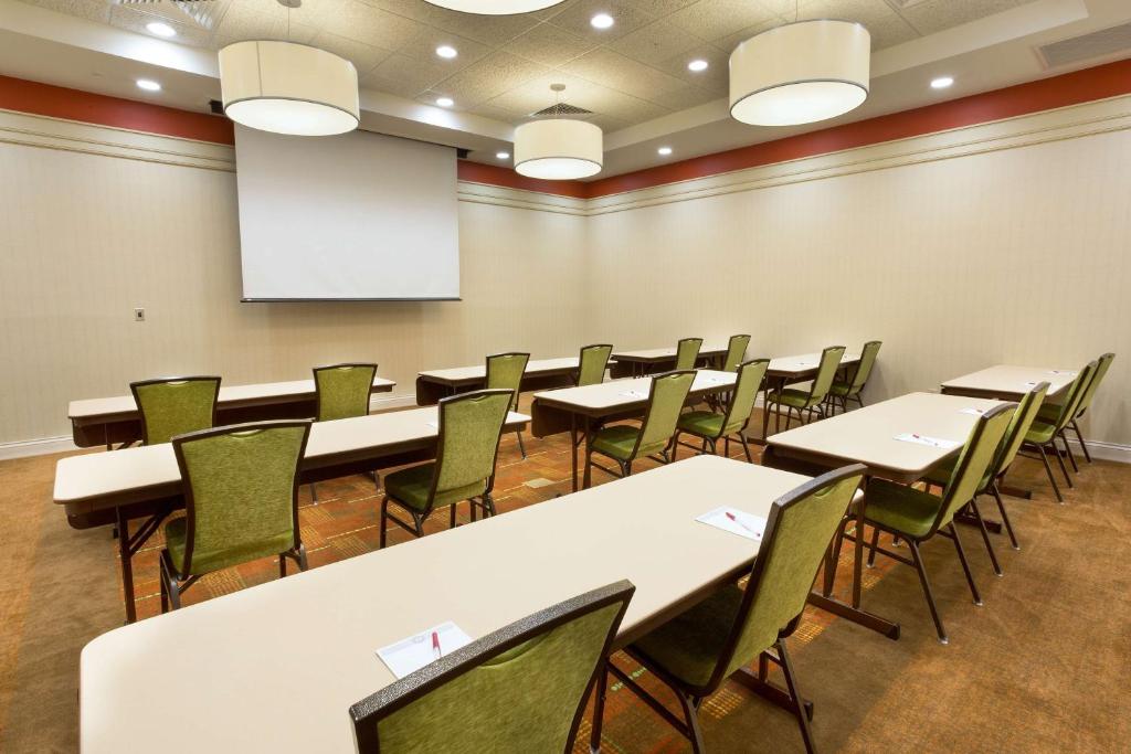 Drury Inn & Suites Mt. Vernon