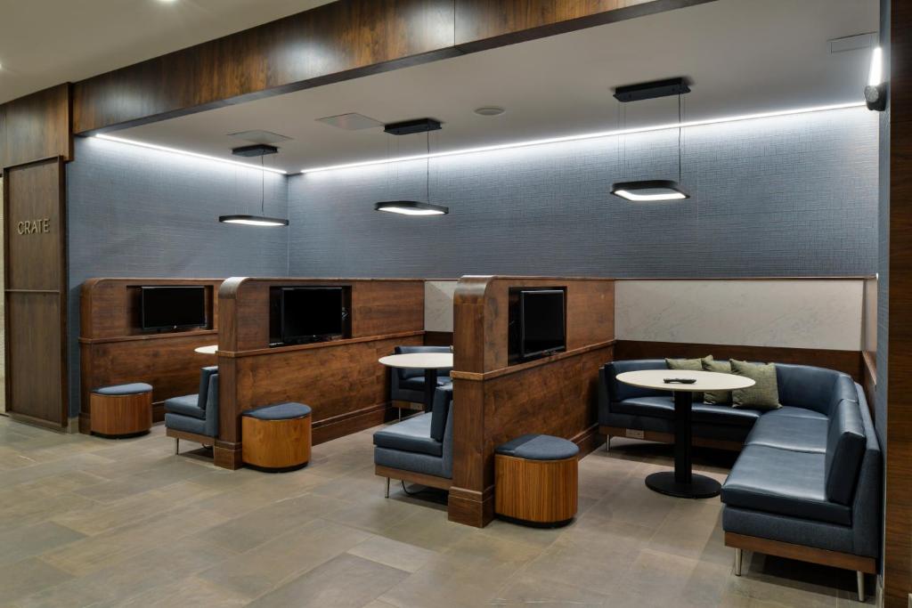 Courtyard by Marriott Raleigh Cary/Crossroads