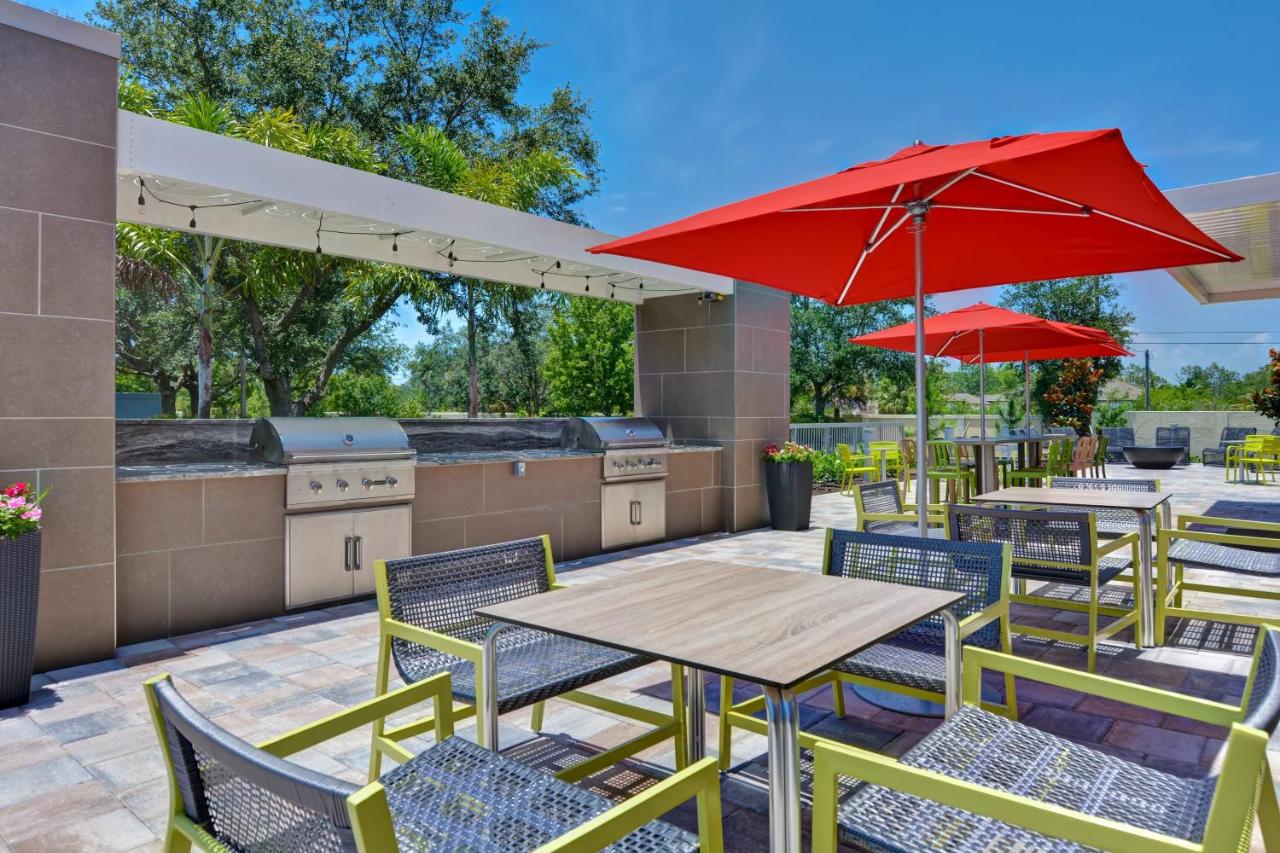 Home2 Suites Naples I-75 Pine Ridge Road, FL