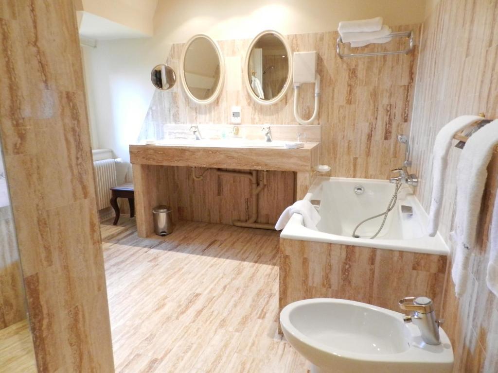 Le Manoir des Impressionnistes Hotel, Restaurant & Spa