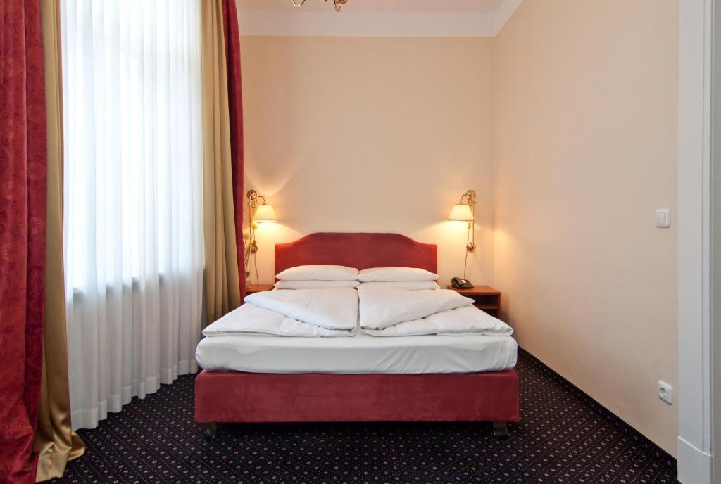 Novum Hotel Kronprinz Hamburg Hauptbahnhof