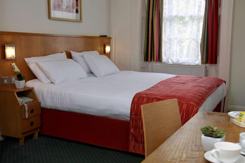 Queensway Hotel, Sure Hotel Collection by Best Western