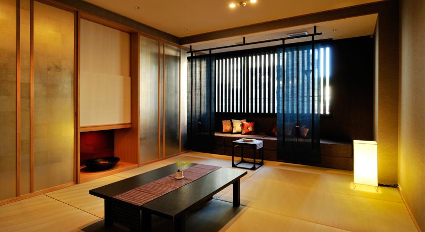 Gion Shinmonso