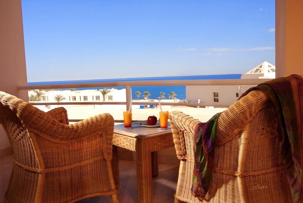 Romance Hotel