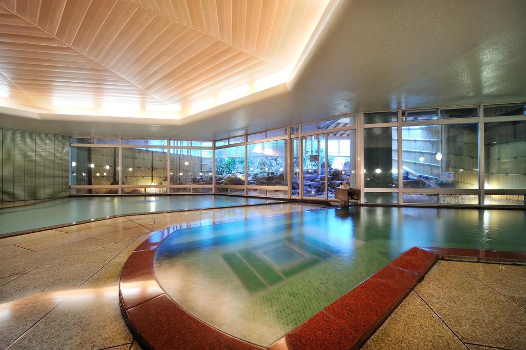 Tsukioka Hotel