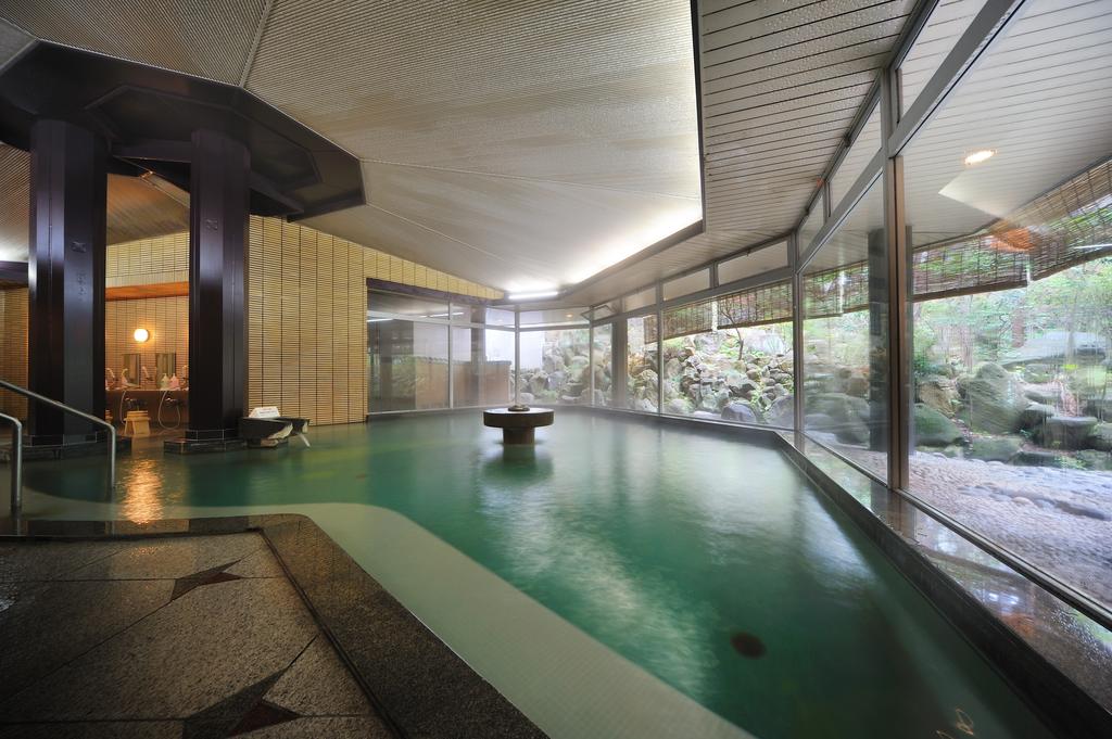 Tsukioka Hotel