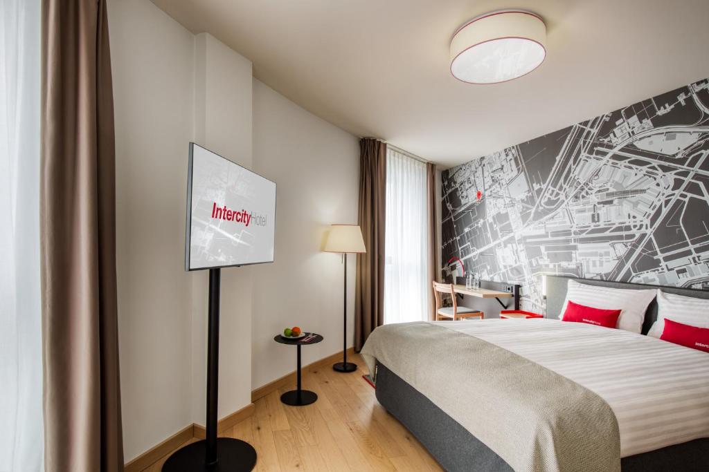 IntercityHotel Amsterdam Airport