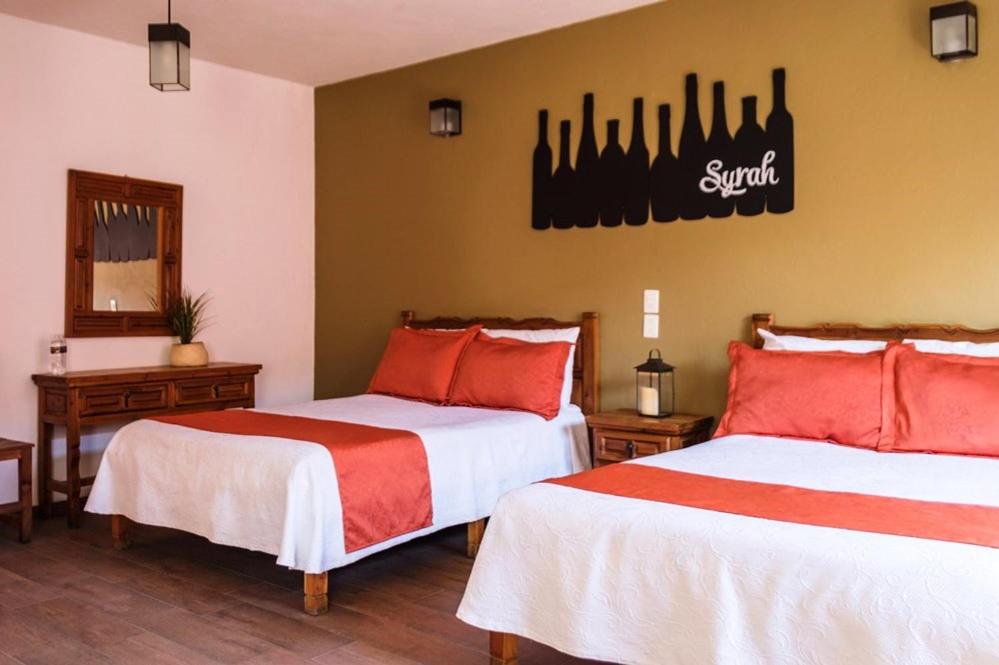 Hotel Casa de Vino