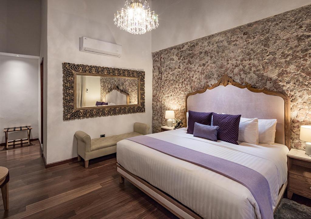 Hotel Casa Monarca