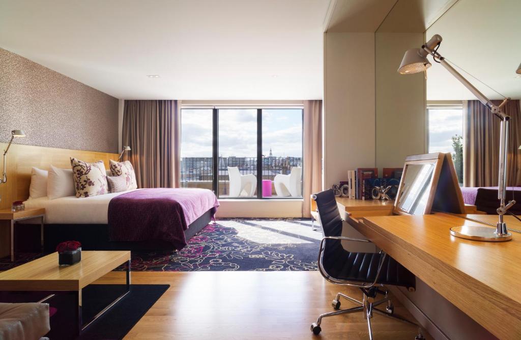 Apex Temple Court Hotel