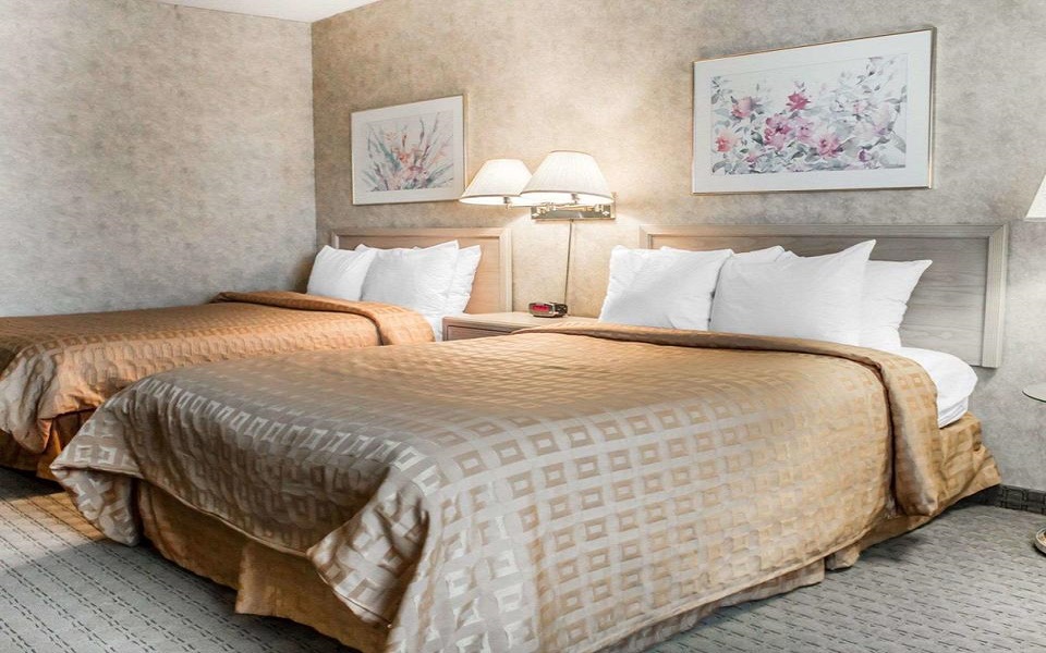 Clarion Hotel Lake Erie