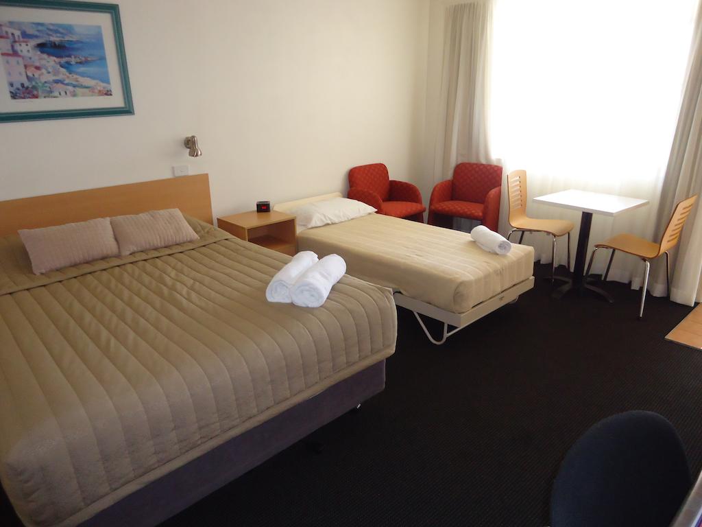 Aston Hill Motor Lodge
