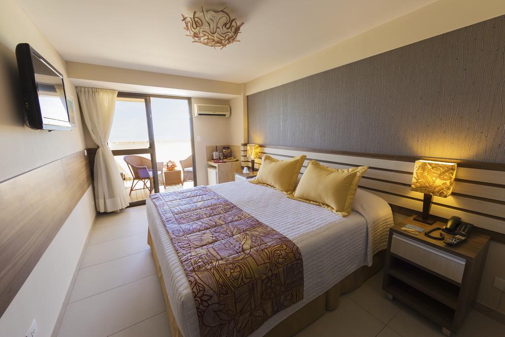Esmeralda Praia Hotel