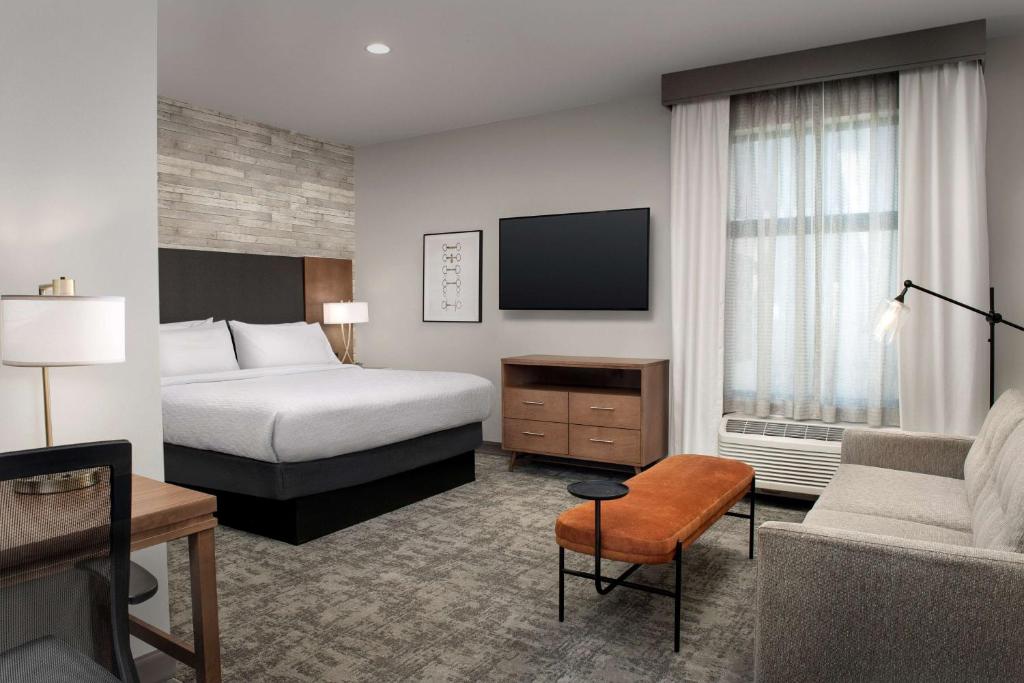 Homewood Suites Louisville Airport