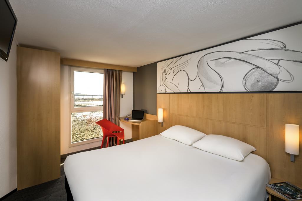 ibis Roscoff bord de mer