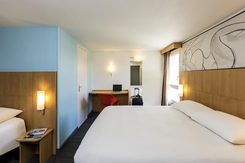 ibis Roscoff bord de mer