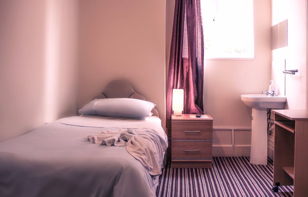 Tennyson House Hotel