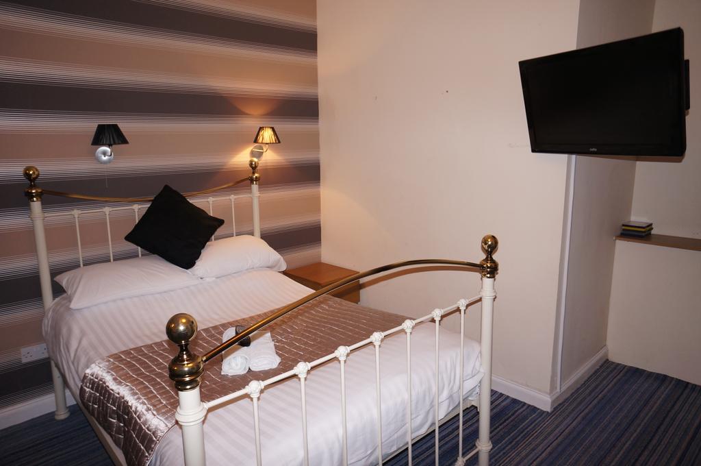 New Osborne Hotel