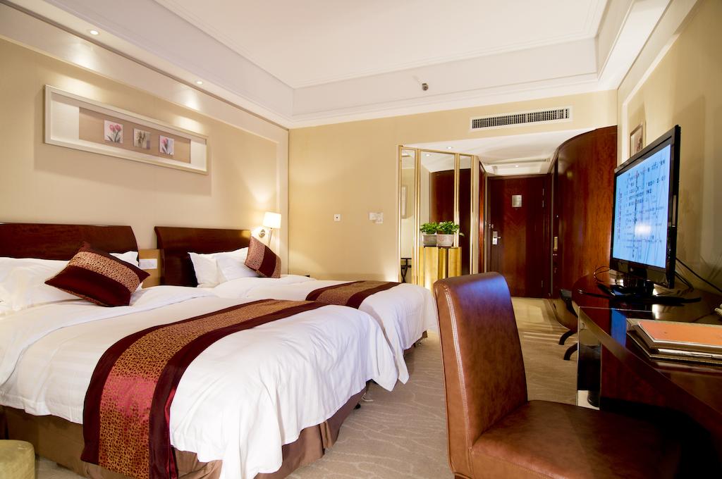 Plaza Hotel Yuyao