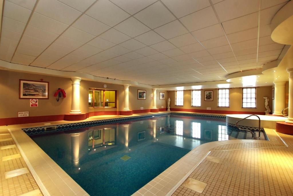 Best Western Crown Hotel