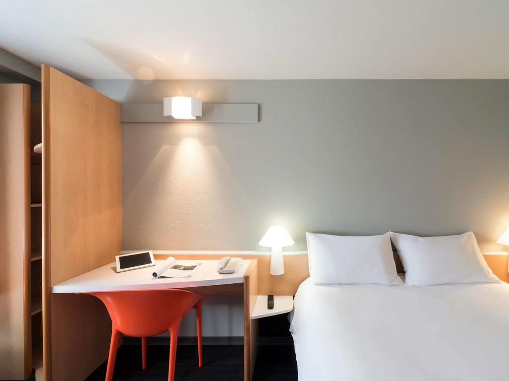 ibis La Rochelle Centre Historique Hotel