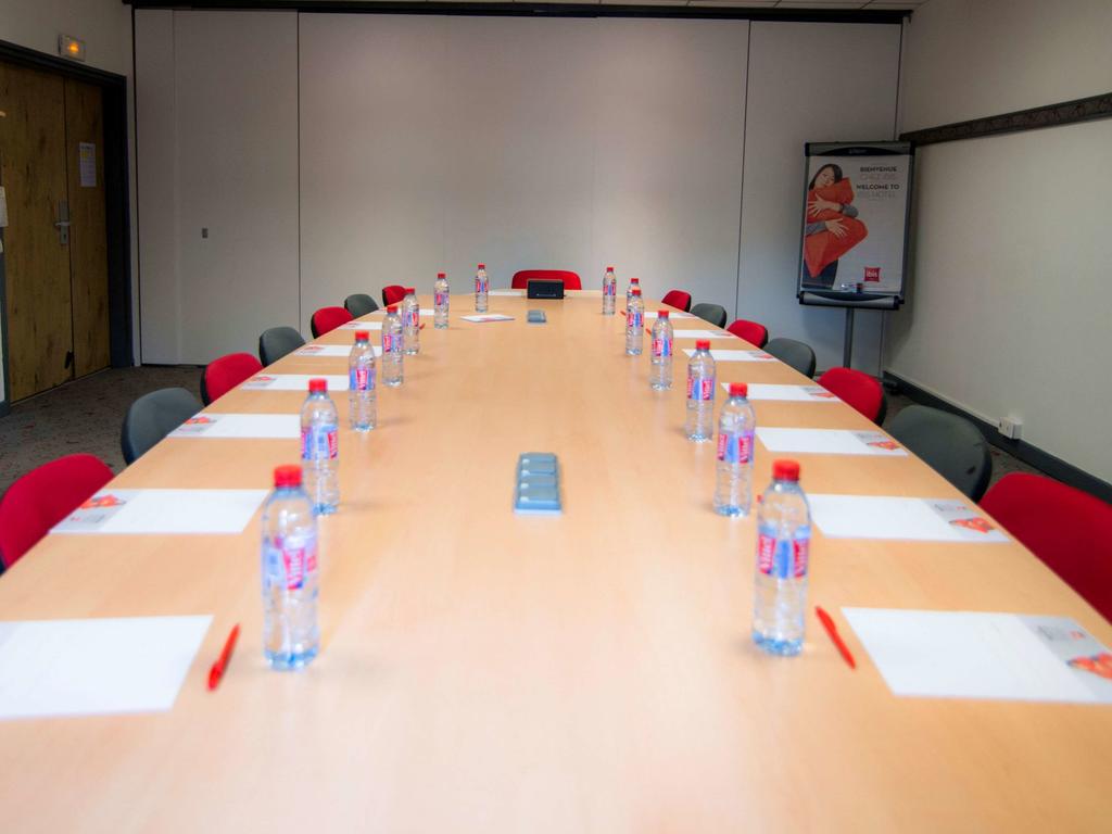 ibis Marseille Est La Valentine