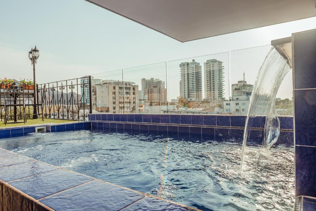 Hotel Boutique Adaz