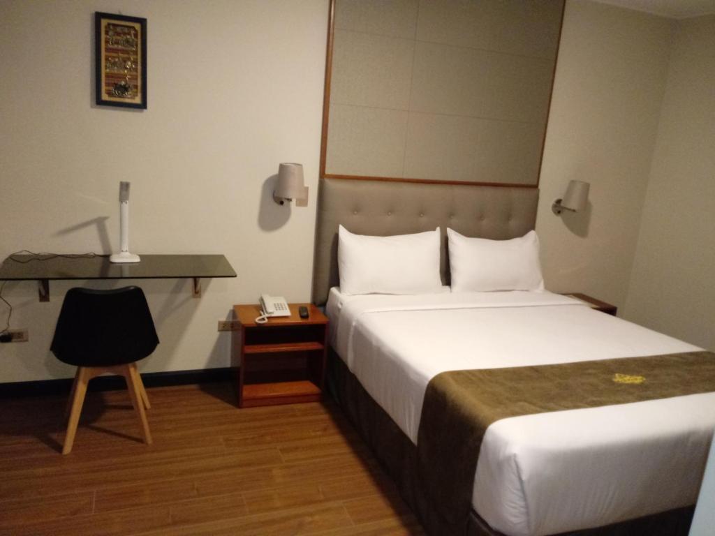 Hotel Ayenda Candamo