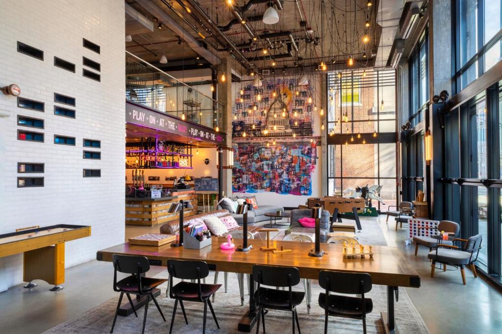 Moxy Washington, DC Downtown