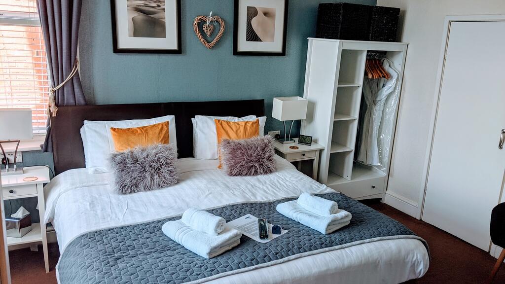 Ebor Lodge