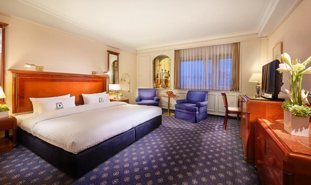Hotel Bristol Berlin (Formerly Kempinski Hotel Bristol)