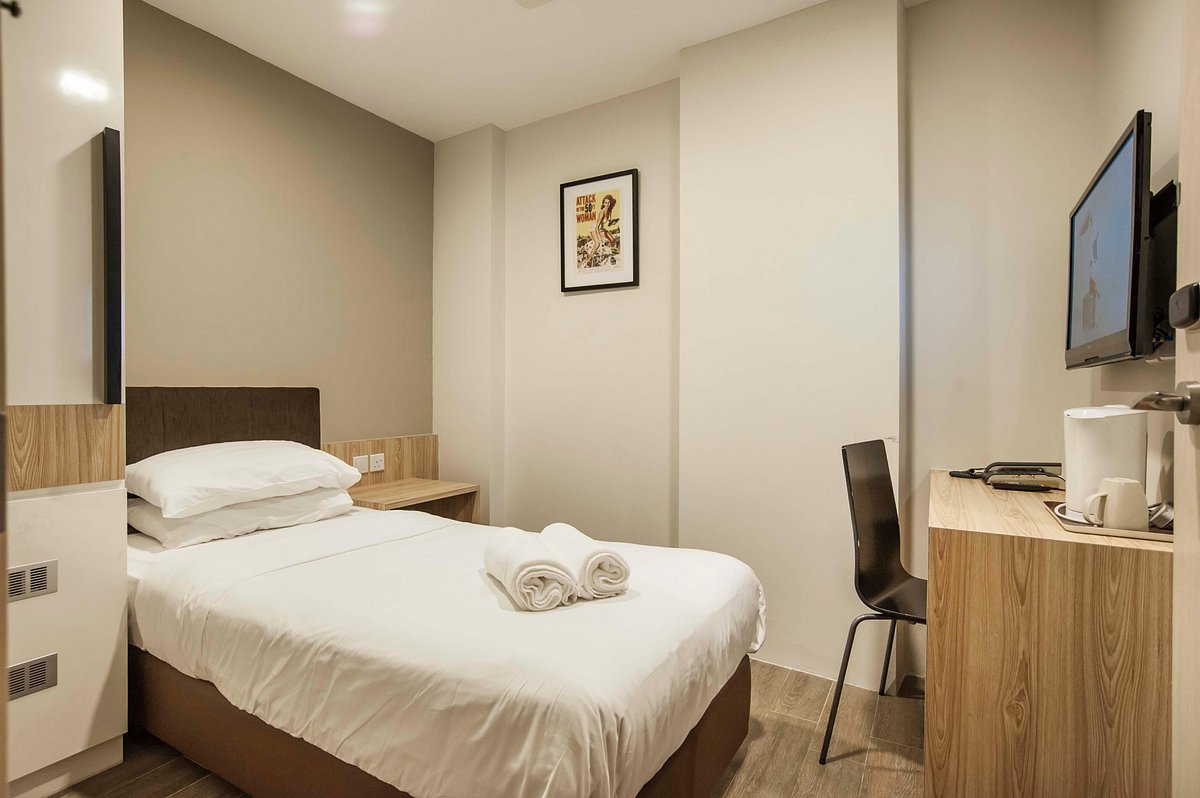 Q Loft Hotels at Mackenzie (Formerly City Inn)