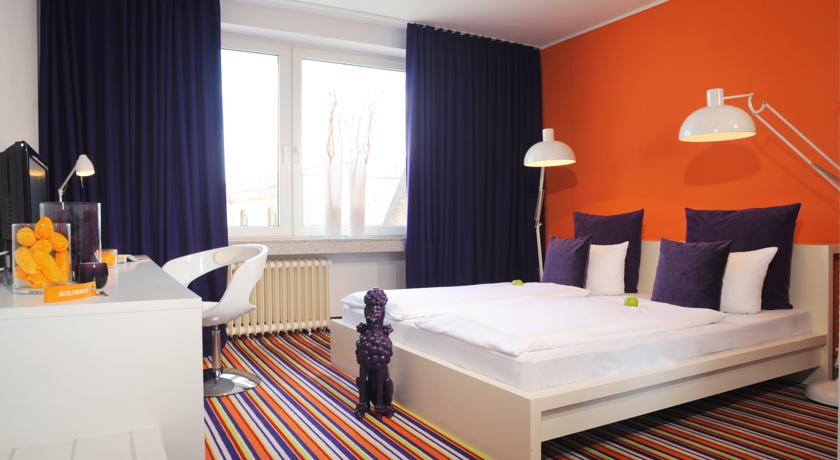 hotel friends Dusseldorf Downtown