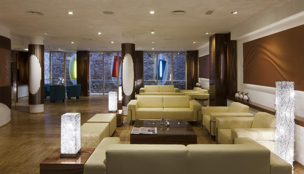Ako Suite Hotel