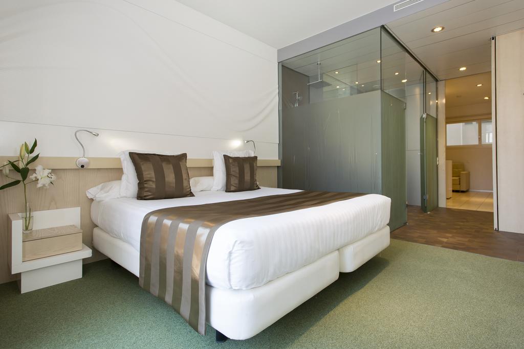 Ako Suite Hotel