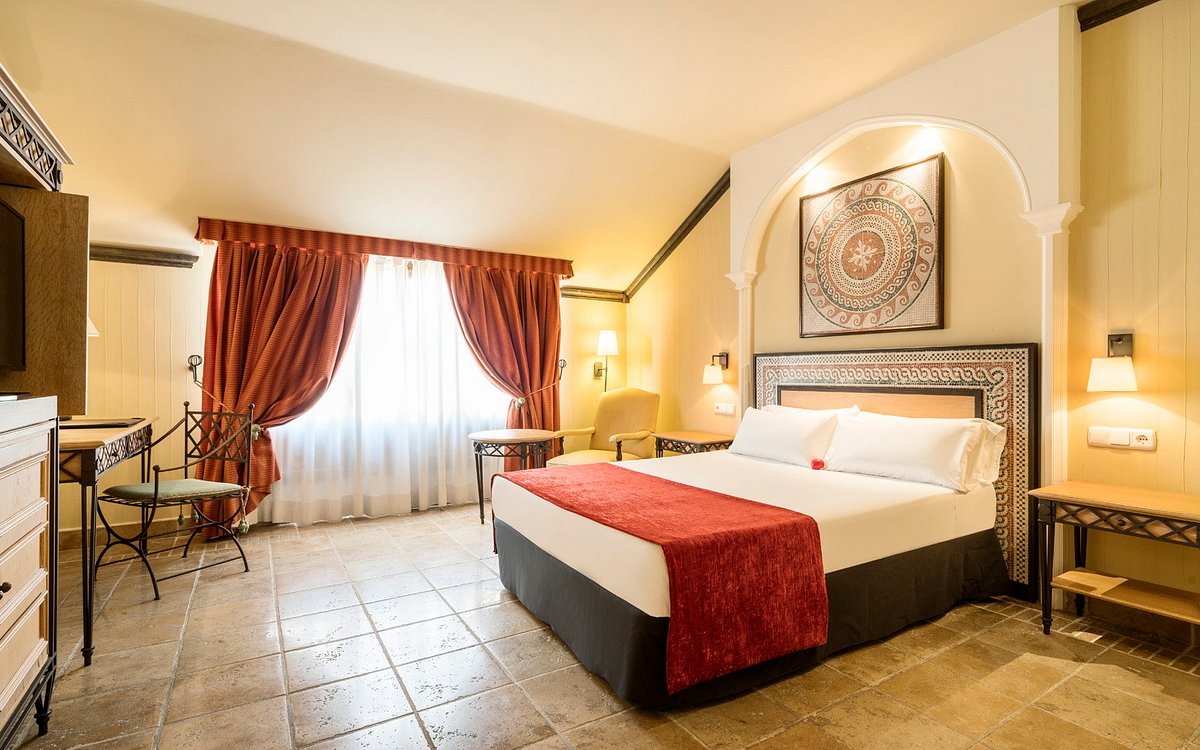Hotel ILUNION Merida Palace