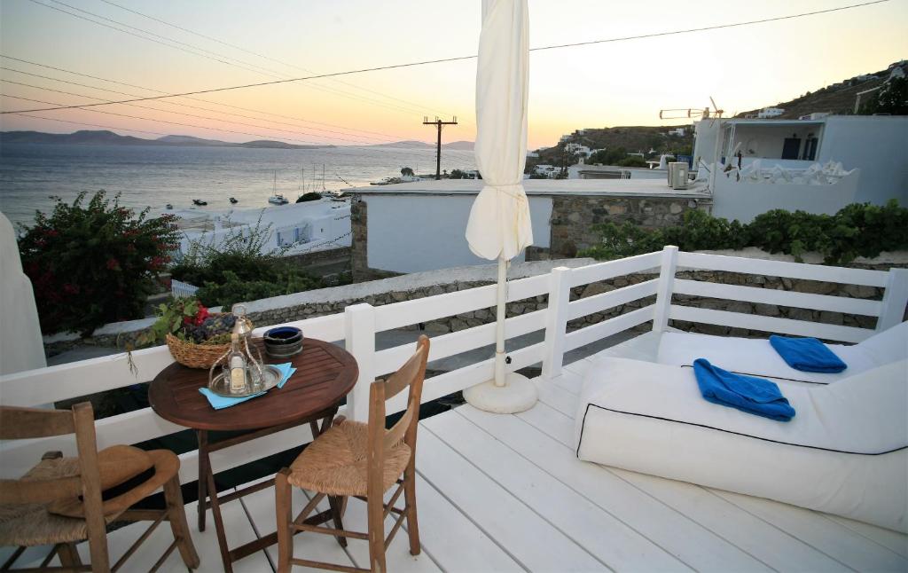 Mykonos Moussa Suites