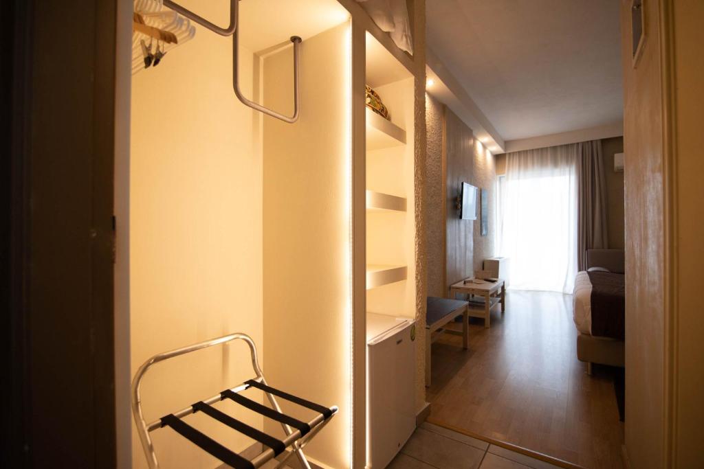 Nidimos Hotel