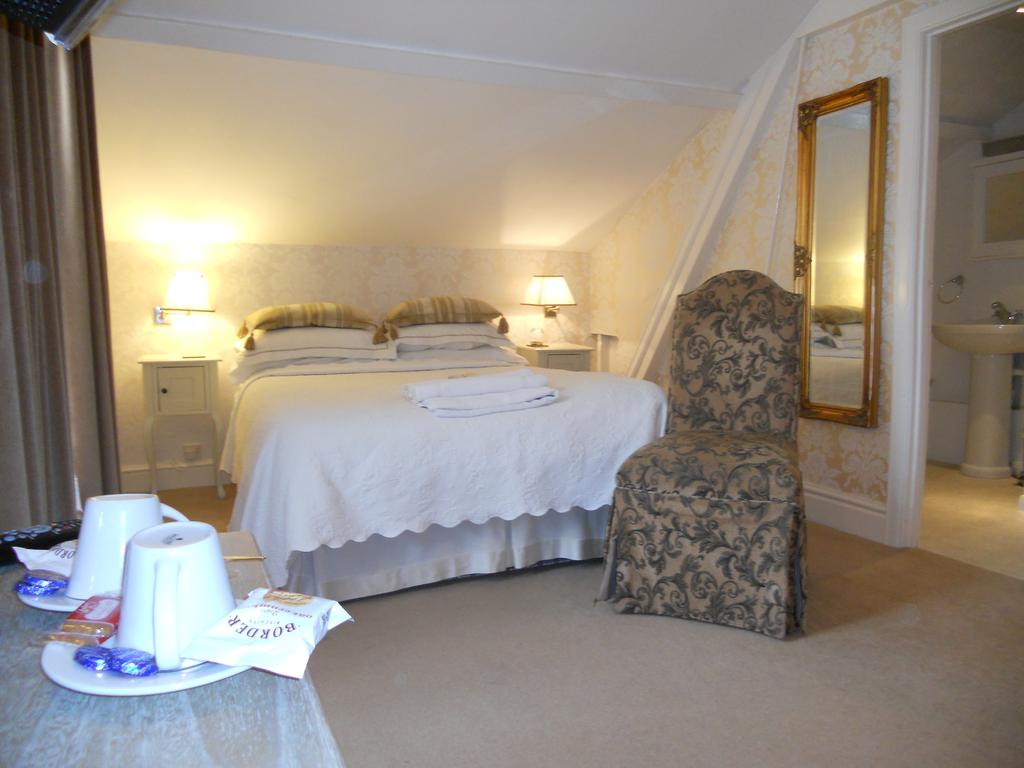 Bentley Tower Hotel