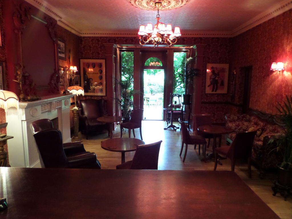 Bentley Tower Hotel