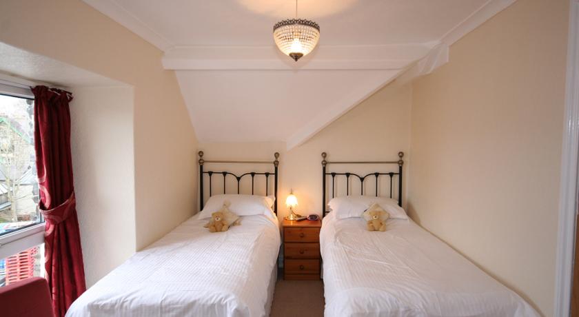 Rayrigg Villa Guesthouse
