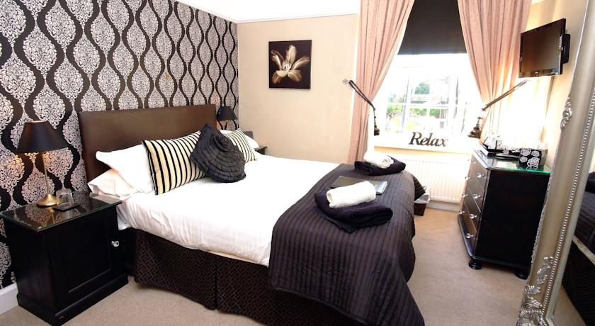 Holly Lodge Guest House