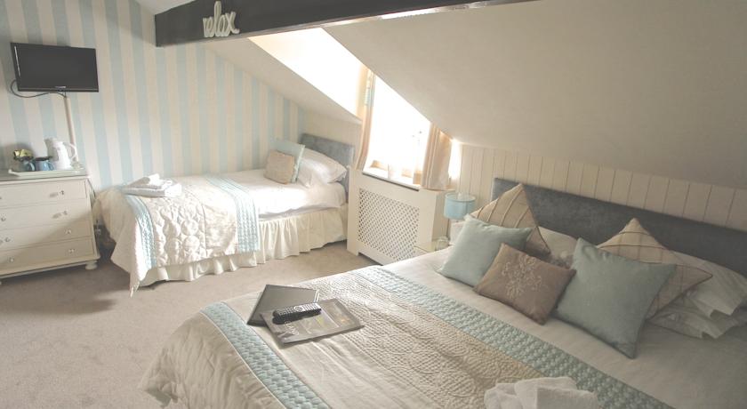 Holly Lodge Guest House