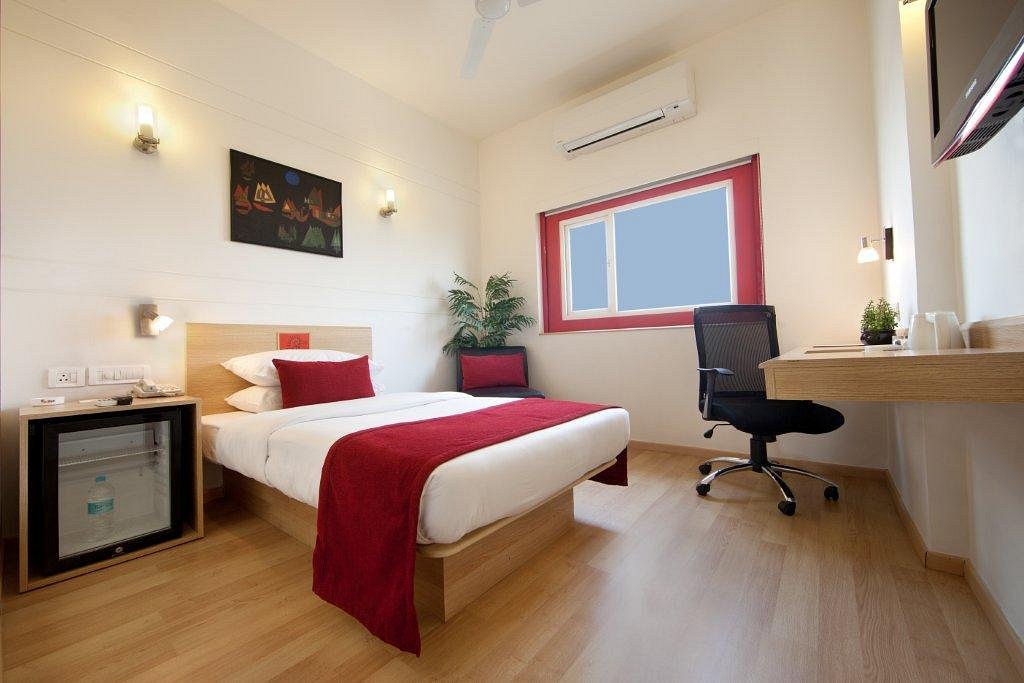 Red Fox Hotel Chandigarh