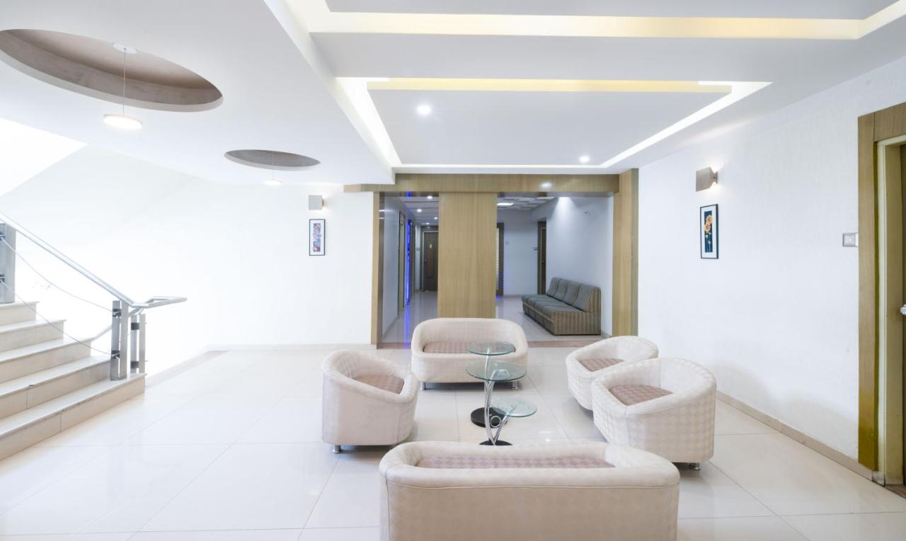 Treebo Trend Paradise, Ahmedabad