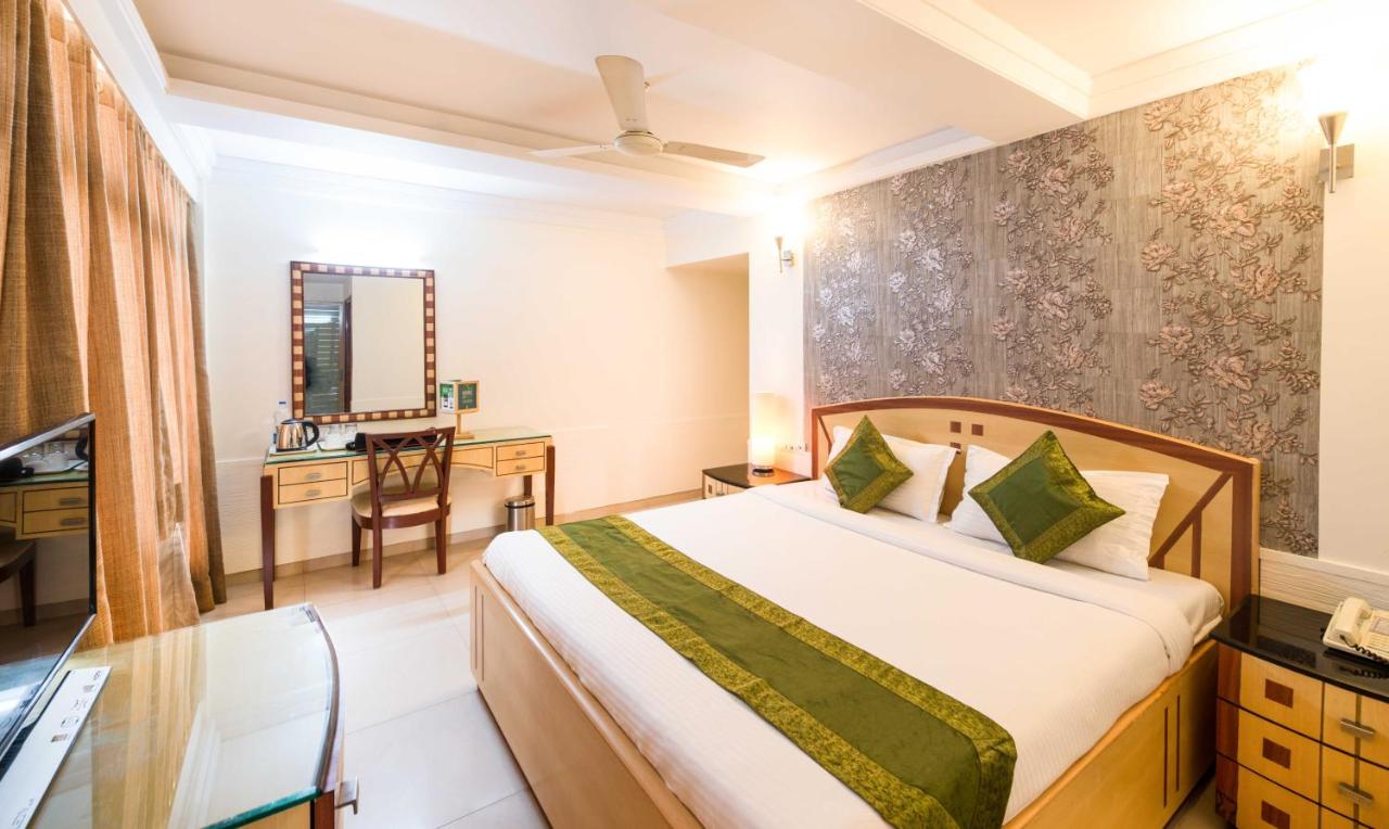 Treebo Trend Paradise, Ahmedabad