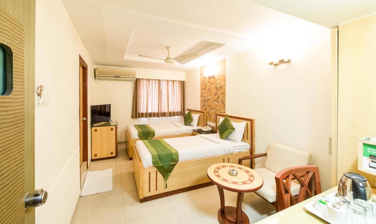 Treebo Trend Paradise, Ahmedabad