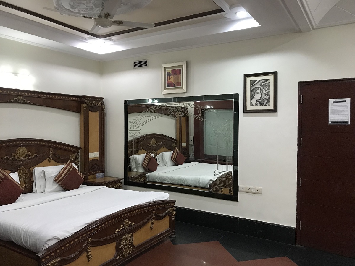 Delite Hotel - Faridabad