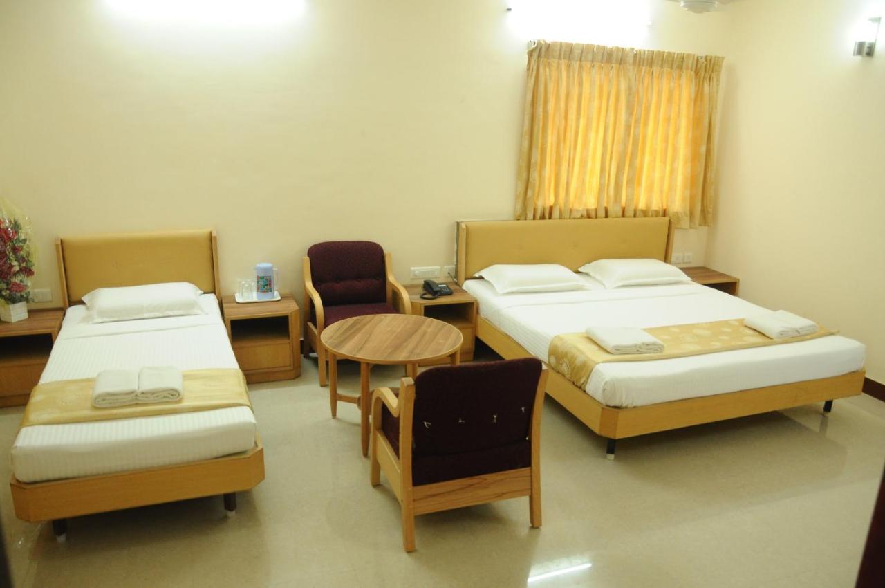 Hotel Rajadhane