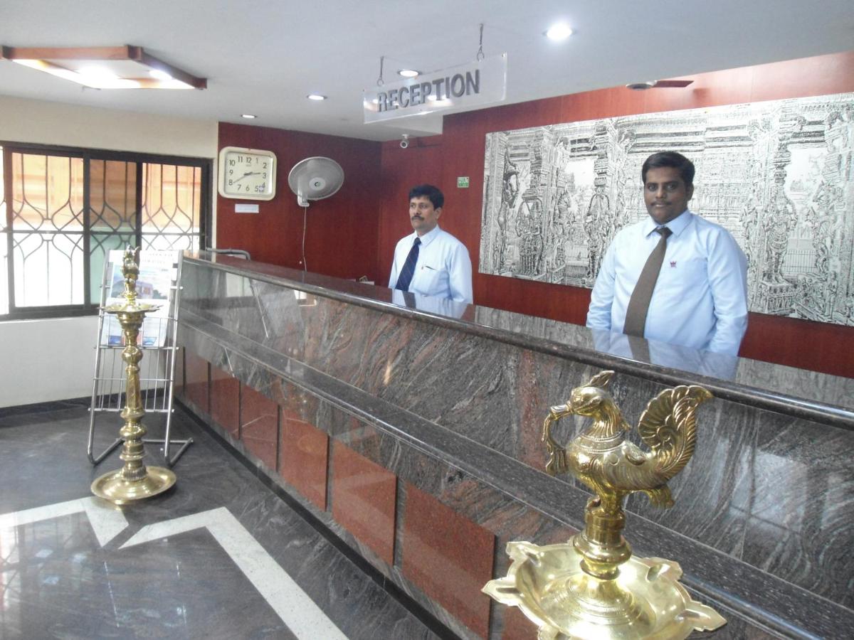 Hotel Rajadhane